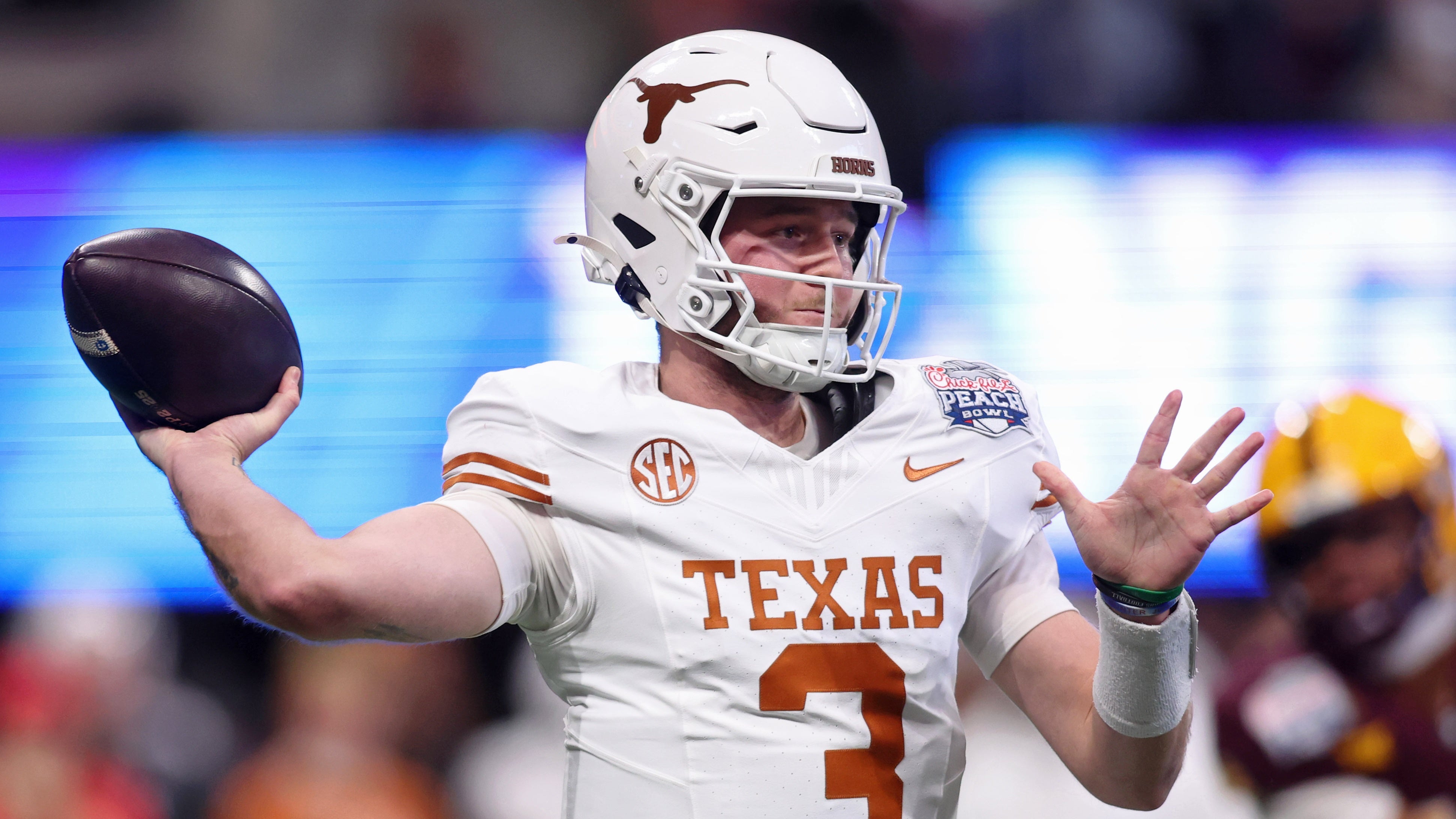 意甲 ｜ 拉齐奥1比1战平科莫 125周年庆典遗憾收场.