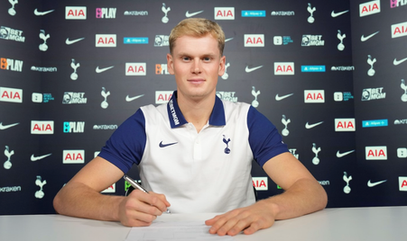 人不禁对这 人不禁对这